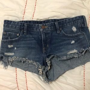 BDG cutoff denim shorts size 29